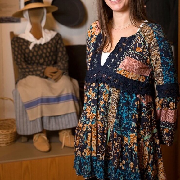 JAASE Boho v-neck crochet hippie shirt size medium - Picture 2 of 8